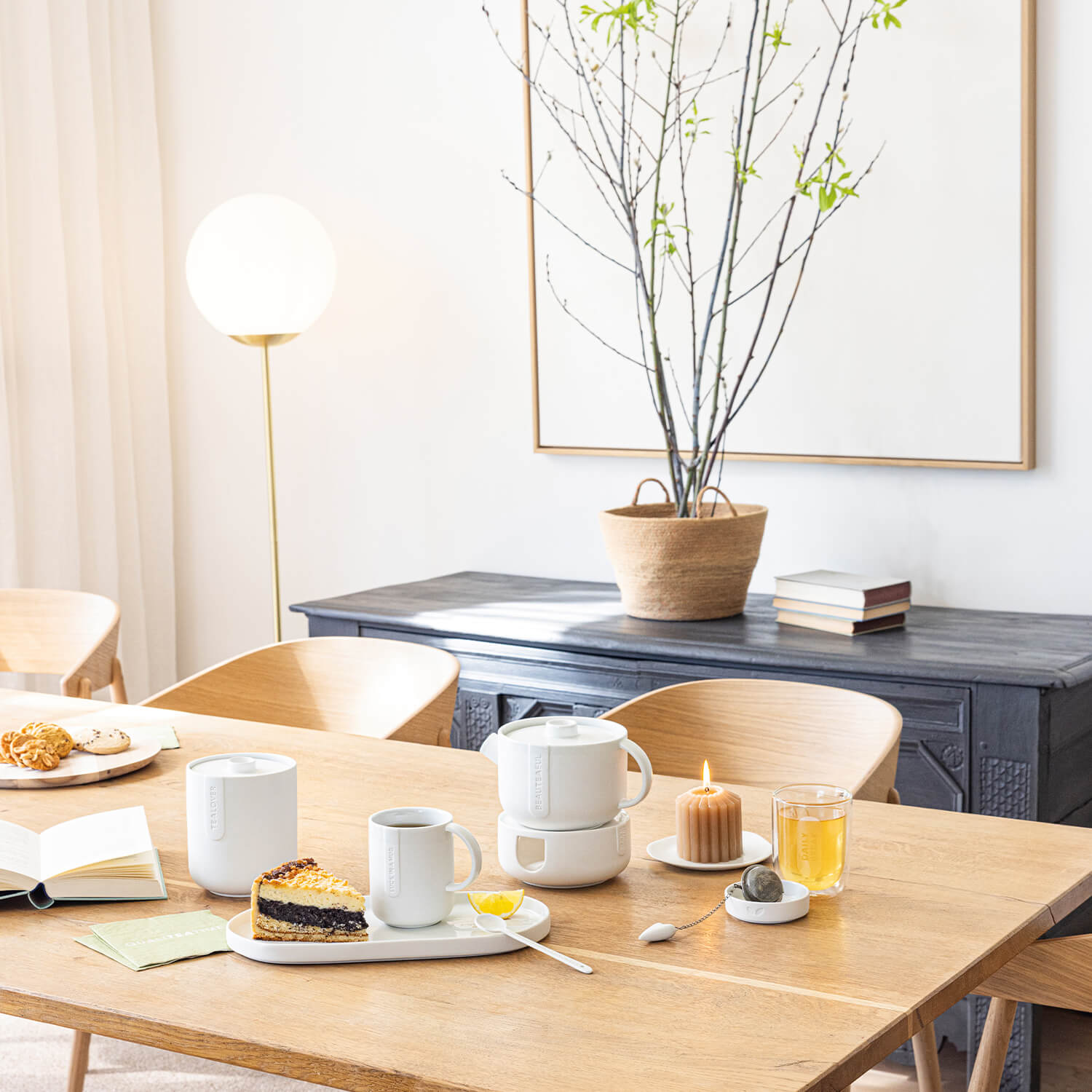 Tasse mit Deckel "Cozy Time - Glücksmoment" (Weiß)