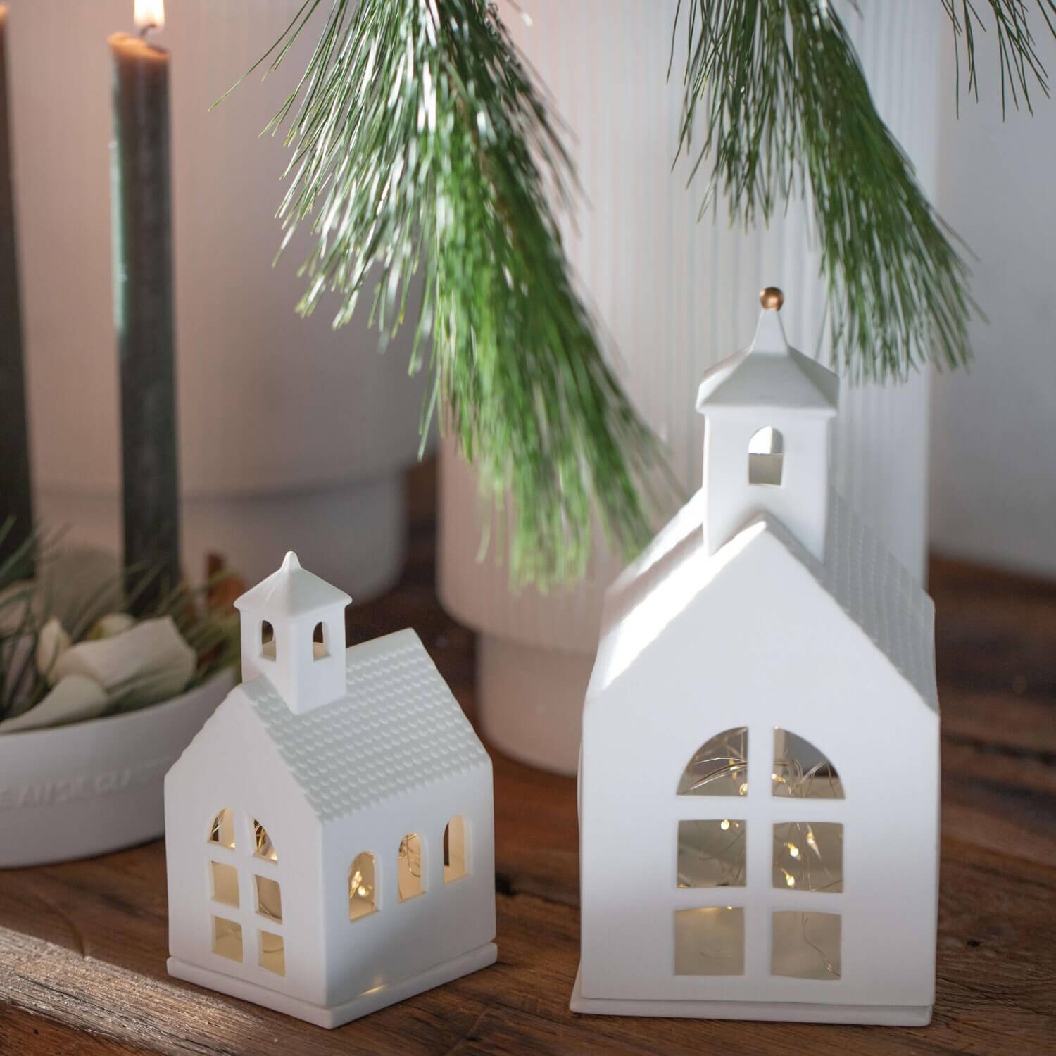 Lichthaus "XMAS - Große Kapelle" - 23 cm (Weiß)