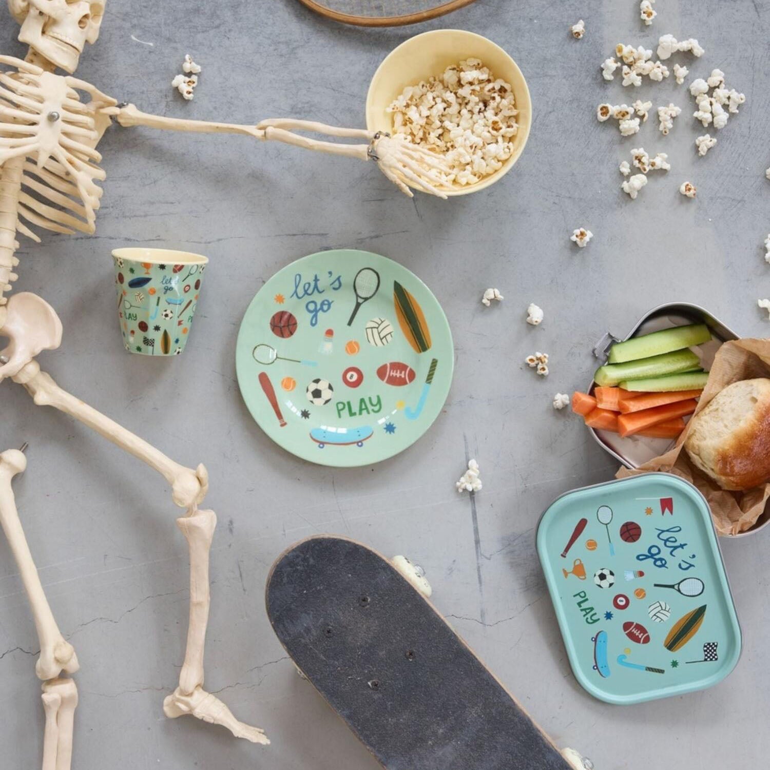 Melamine Teller "Sports"- 20 cm (Bunt)