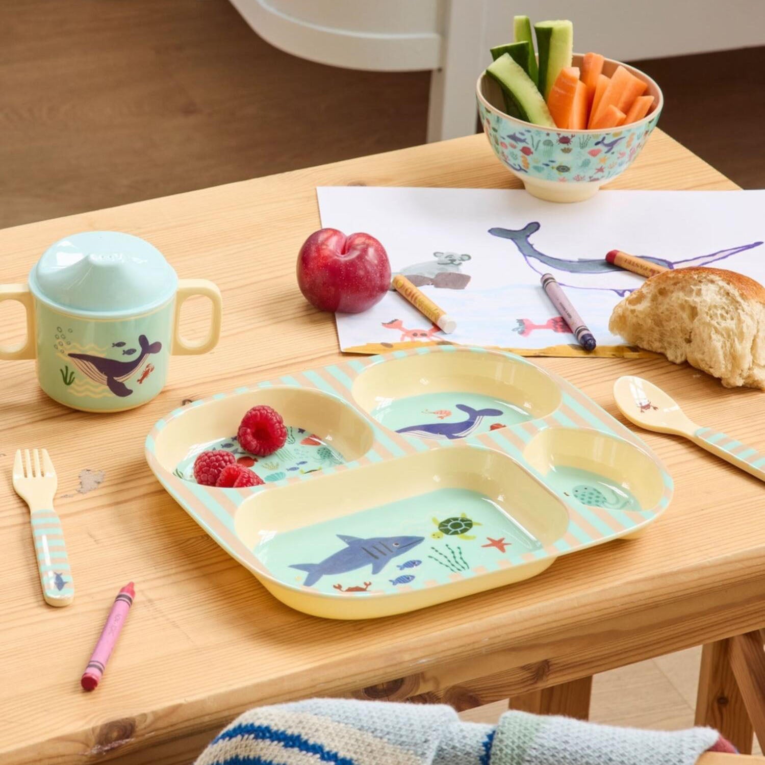 Melamin Kinderteller mit 4 Fächern "Blue Ocean" - 24x,5x21,5x2,5 cm (Blau)