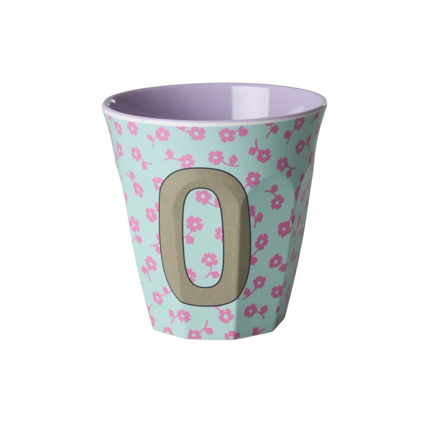 Melamin Becher "Buchstabe O - Flowers" - M (Bunt)