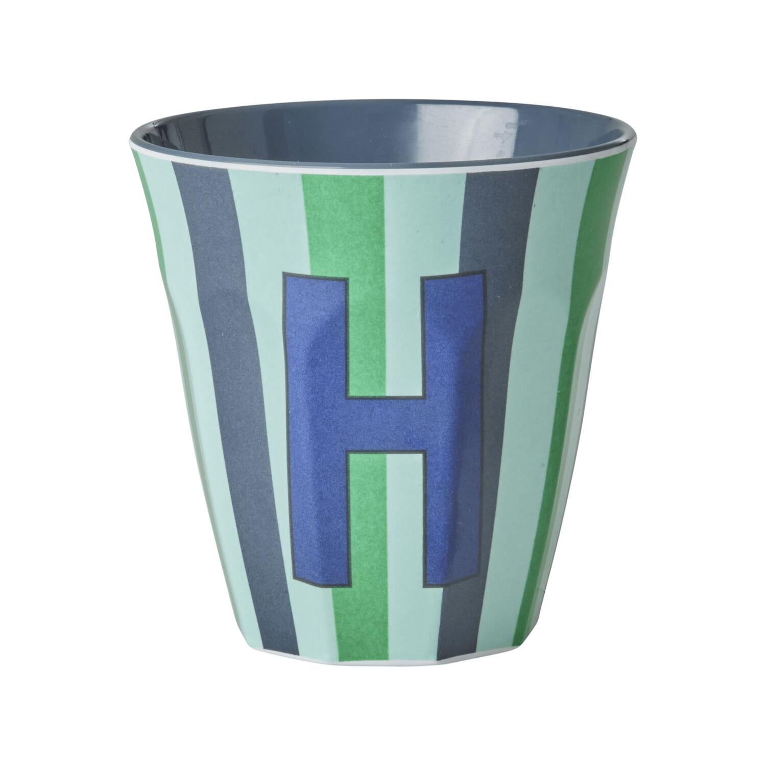 Melamin Becher mit Streifen "Buchstabe H" - Medium (Hellblau/Blau/Grün)