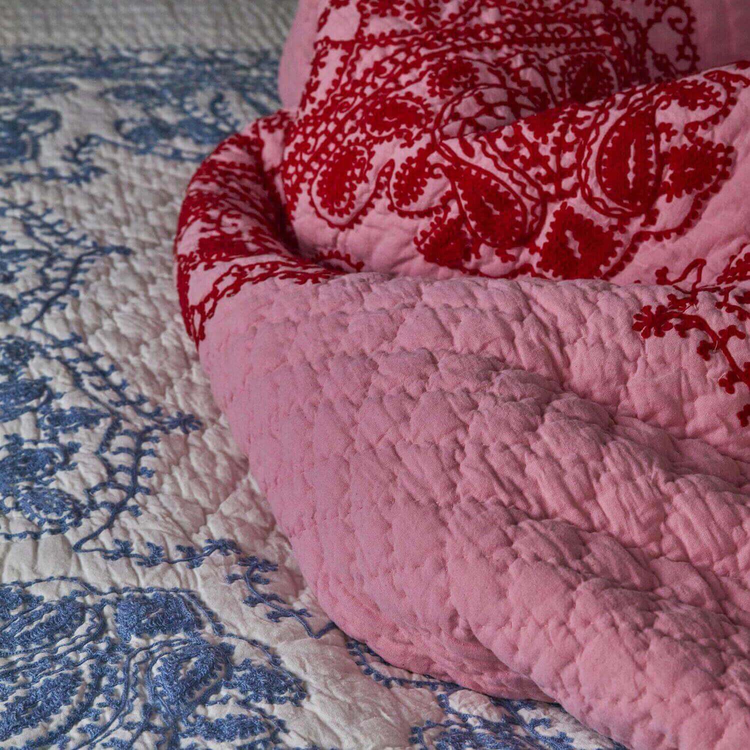 Quilt mit Stickerei - 250x225 cm (Pink) Rice