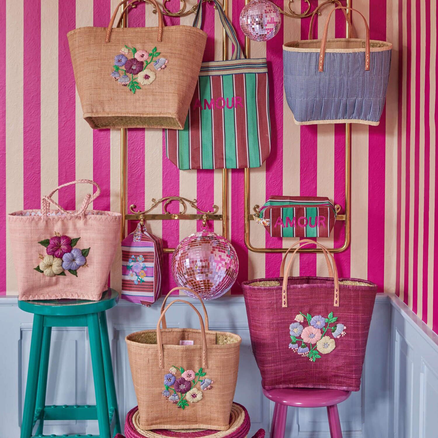 Beuteltasche aus recyceltem Plastik "Amour" - L (Bunt)
