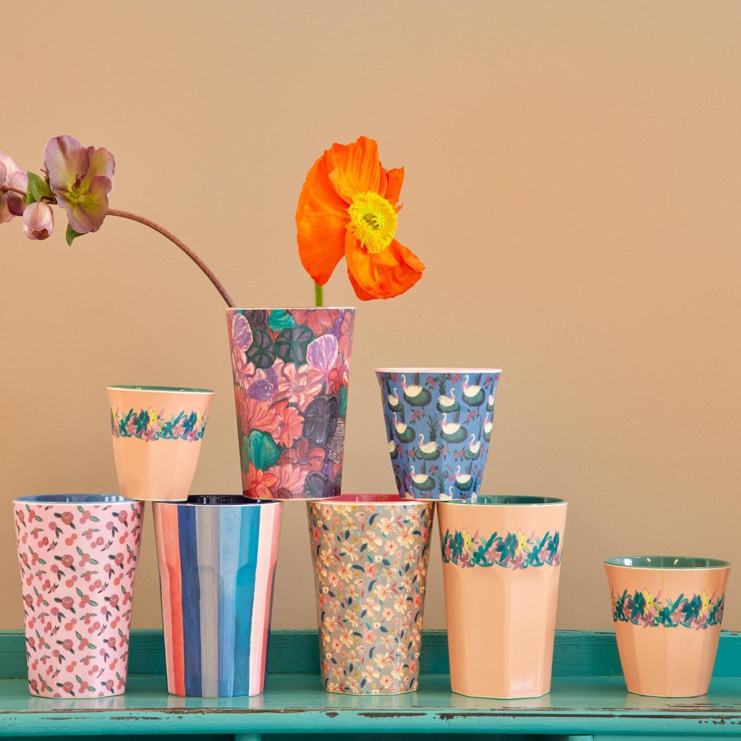 Melamin Tasse "A Rose is A Rose" - 400 ml (Bunt)