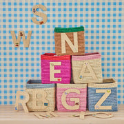 Bast-Sticker-Buchstabe "Blumen und Tiere" (Natur)