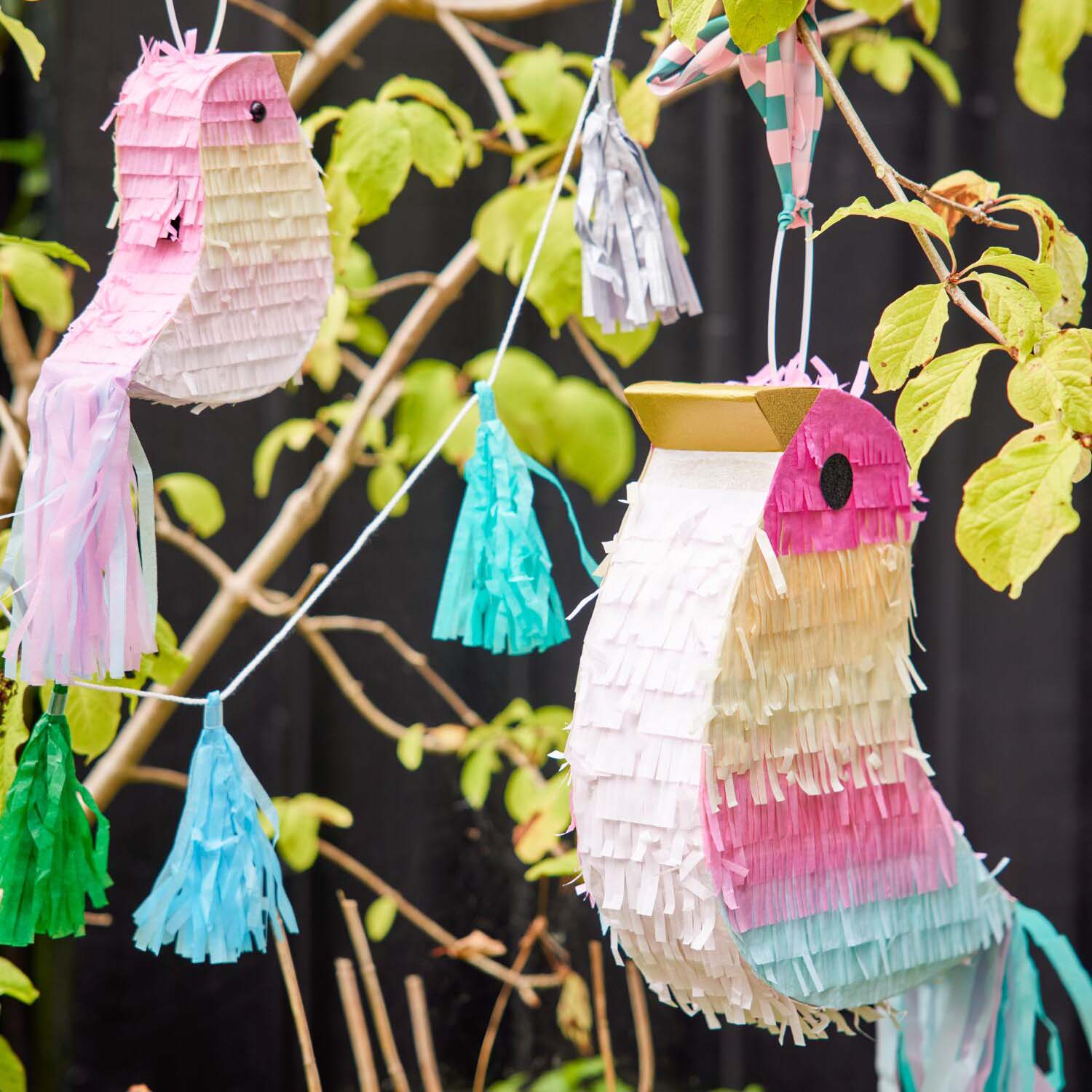 Pinata "Bird" - L (Bunt)