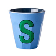 Melamin Becher "Buchstabe S" - Medium (Taubenblau)