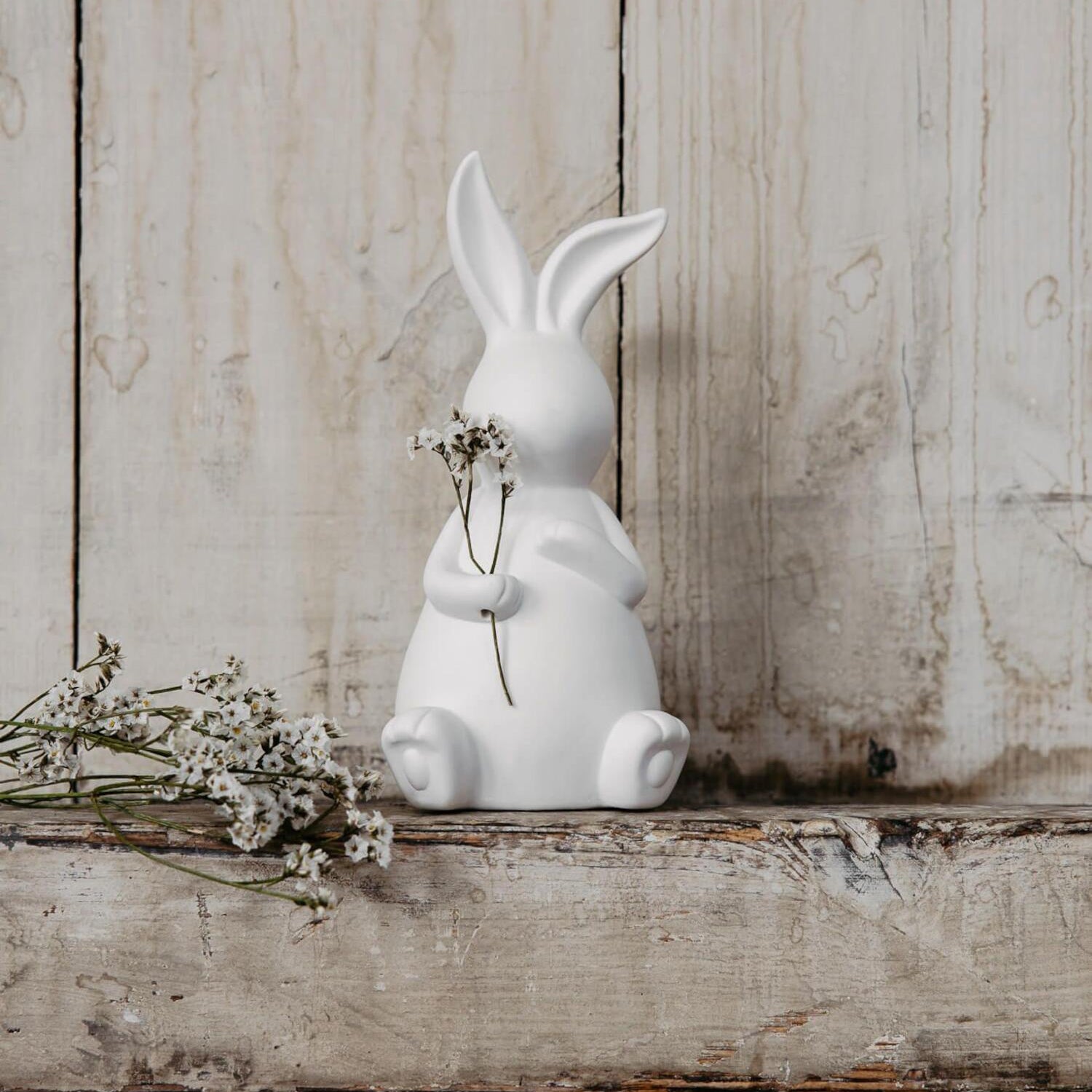 Osterdekoration Hase "Emilia" - 8x8x17 cm (Weiß)