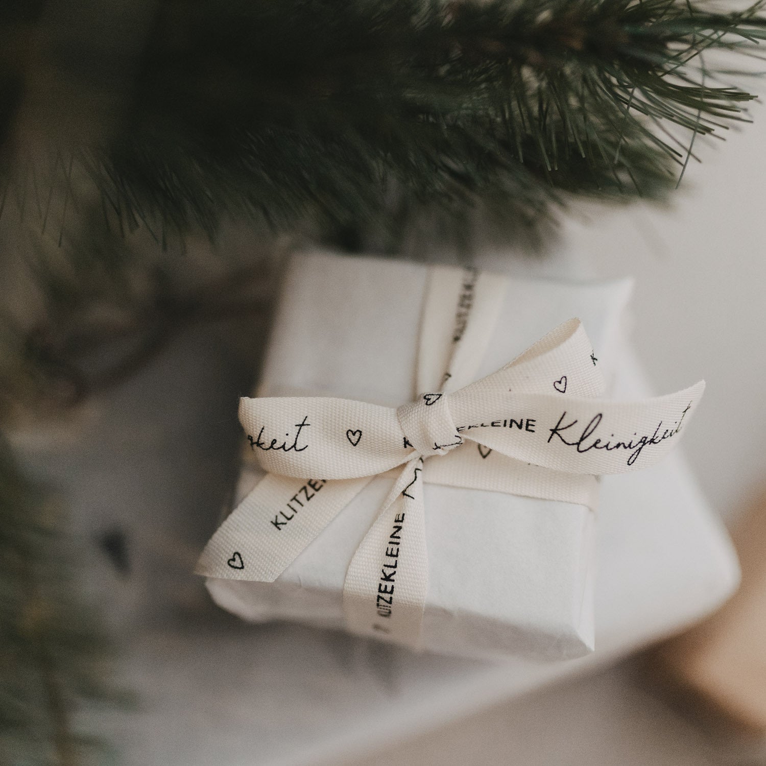 Geschenkband "Klitzekleine Kleinigkeit" - 5 m