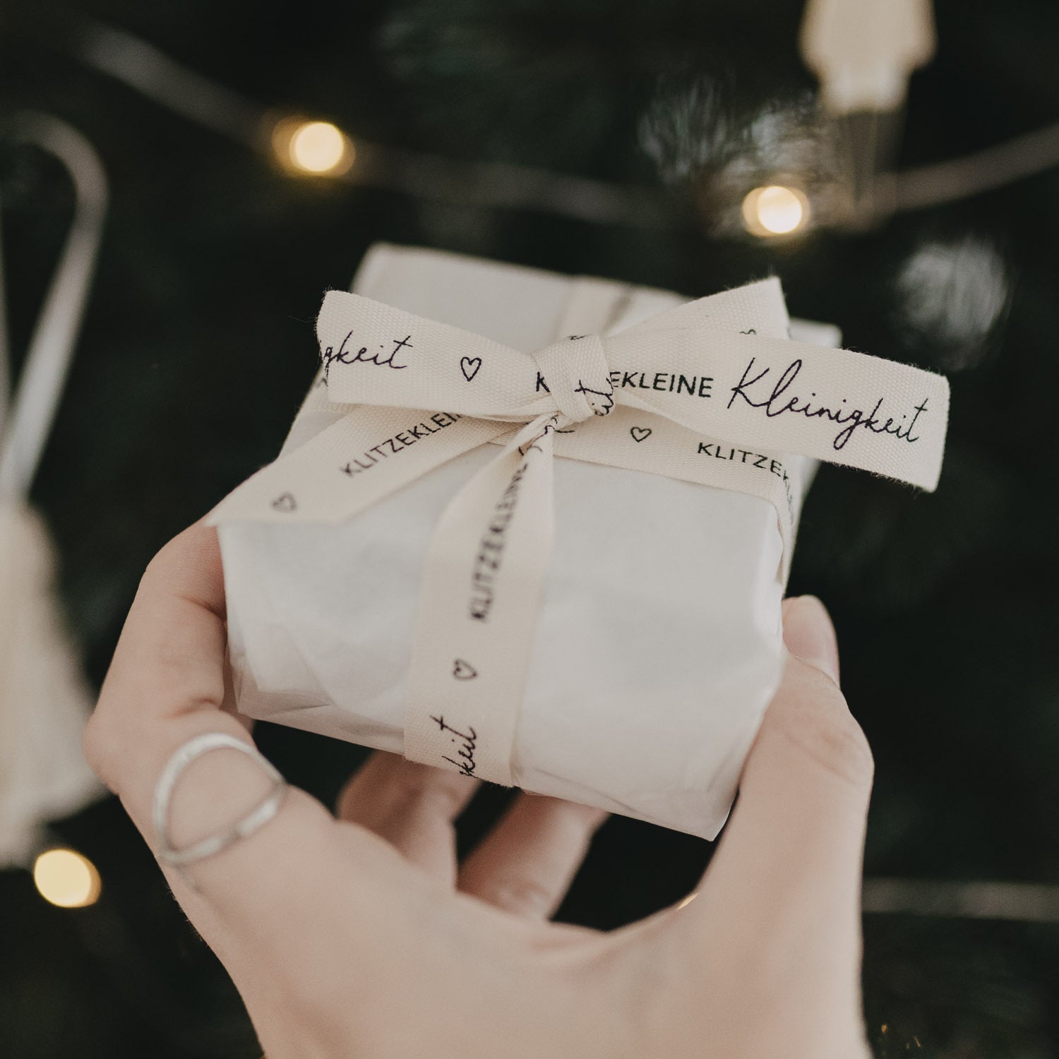 Geschenkband "Klitzekleine Kleinigkeit" - 5 m