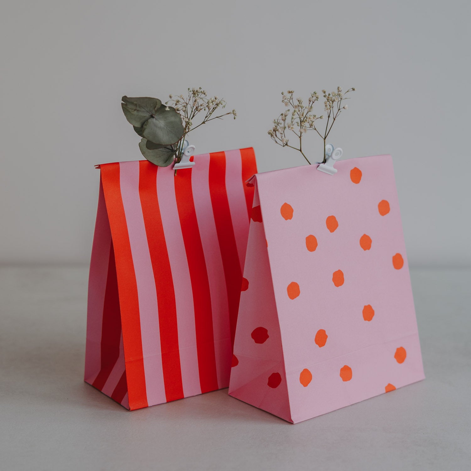 Papiertüten "Streifen & Punkte" im 6er-Set - S (Rosa)